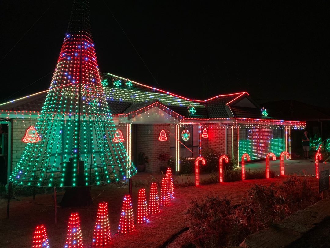 Where to find the best Christmas lights displays around Ipswich
