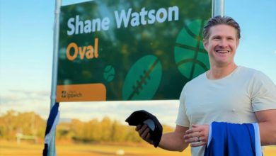 Photo of Cricket legend Shane Watson bowled over by Ipswich park honour